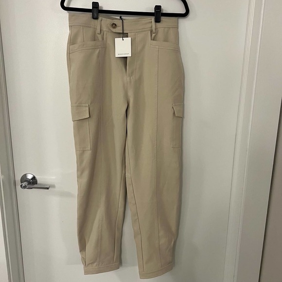 CRESCENT Alta Beige Utility Cargo Pants NWT Size Large - Picture 4 of 8